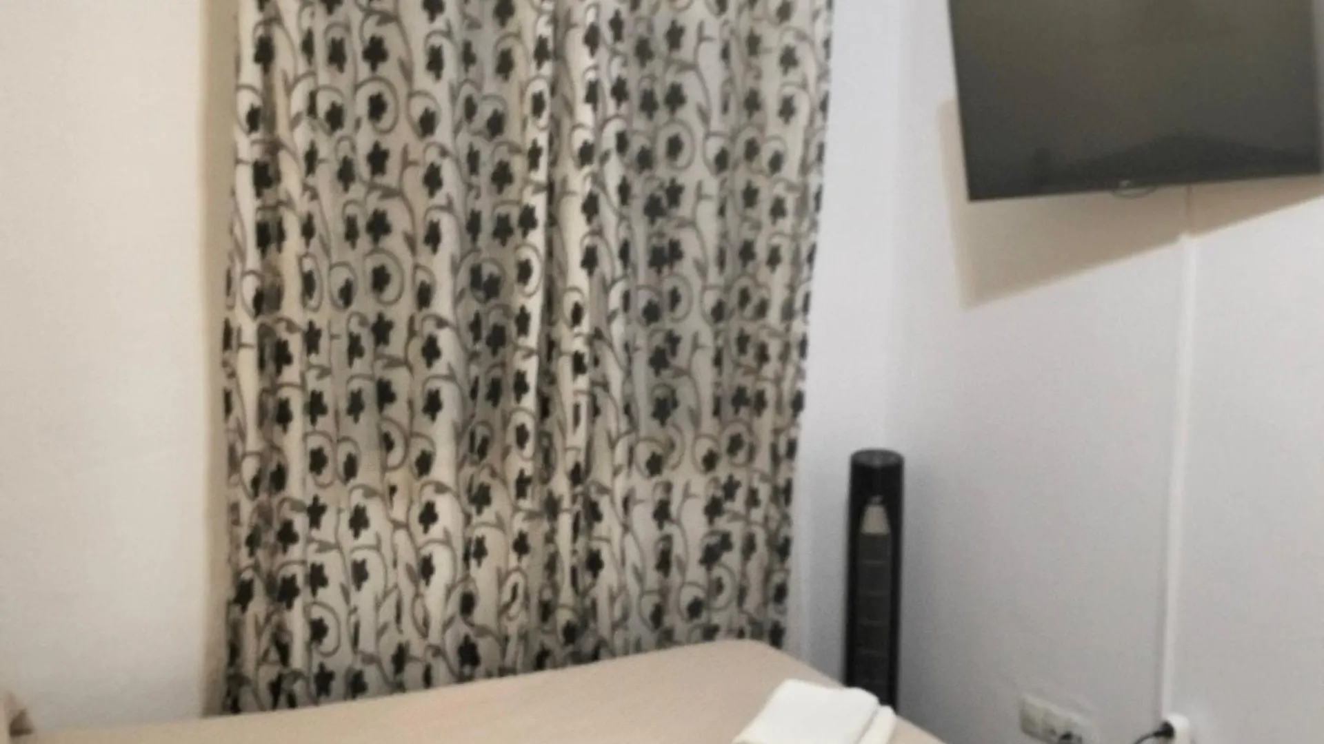 Apartamentos Maria La Restinga 0*,