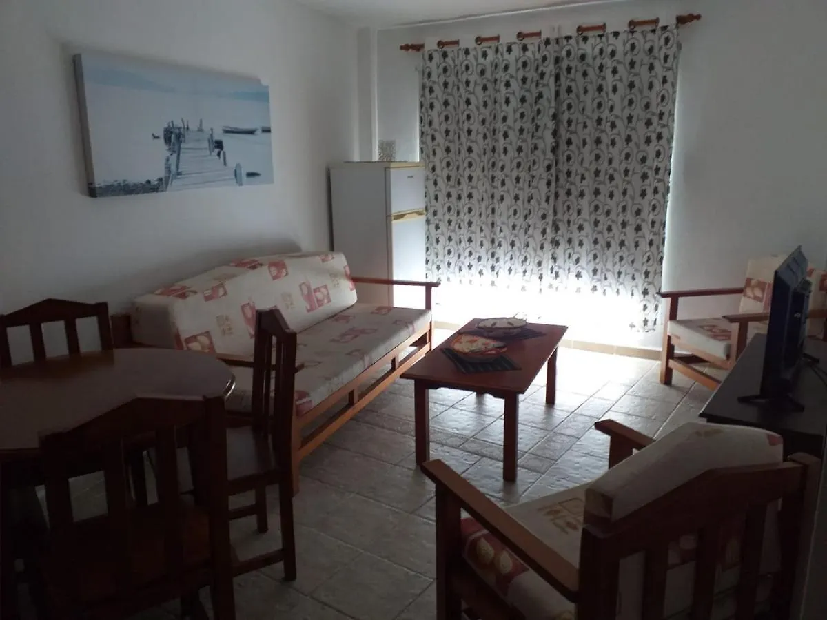 Apartamentos Maria La Restinga 0*,  Spain